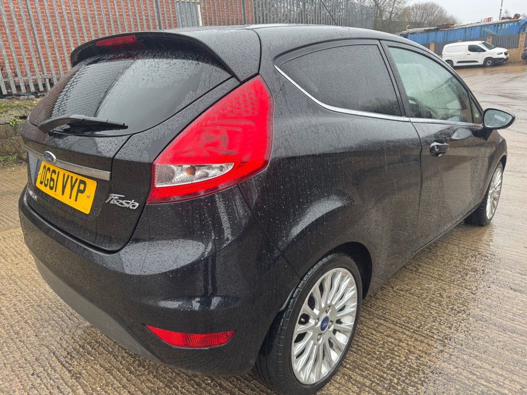 Used Ford Fiesta 2011 for sale - 77463617: Photo 9