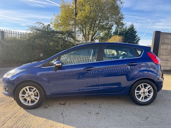 Used Ford Fiesta 2015 for sale - 76655098: Photo
