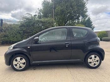 Used Toyota AYGO 2010 for sale - 75912362: Photo