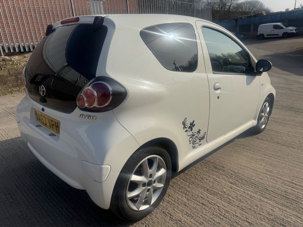 Used Toyota AYGO 2014 for sale - 77765264: Photo 10