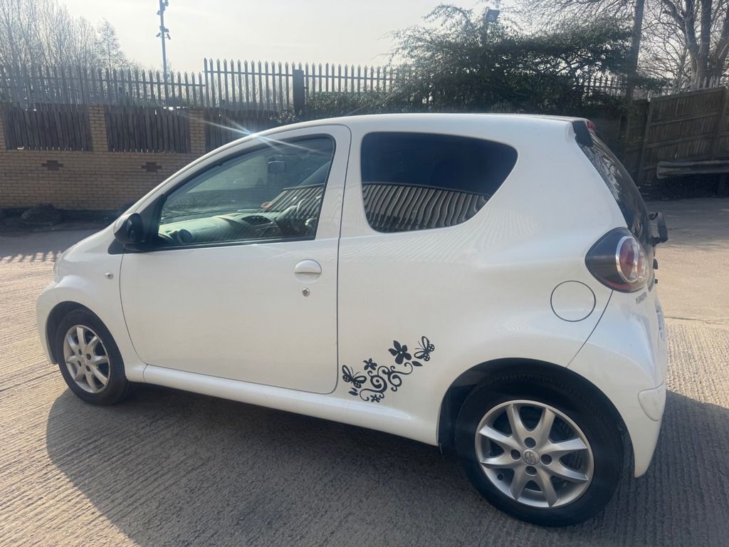 Used Toyota AYGO 2014 for sale - 77765264: Photo 11