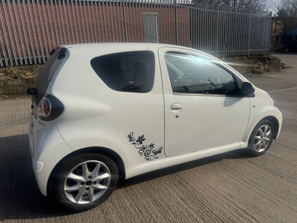 Used Toyota AYGO 2014 for sale - 77765264: Photo 12