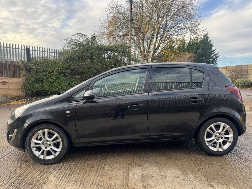 Used Vauxhall Corsa 2011 for sale - 76883449: Photo 2