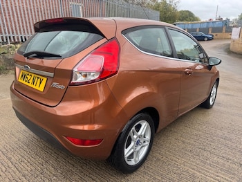 Used Ford Fiesta 2013 for sale - 76429804: Photo