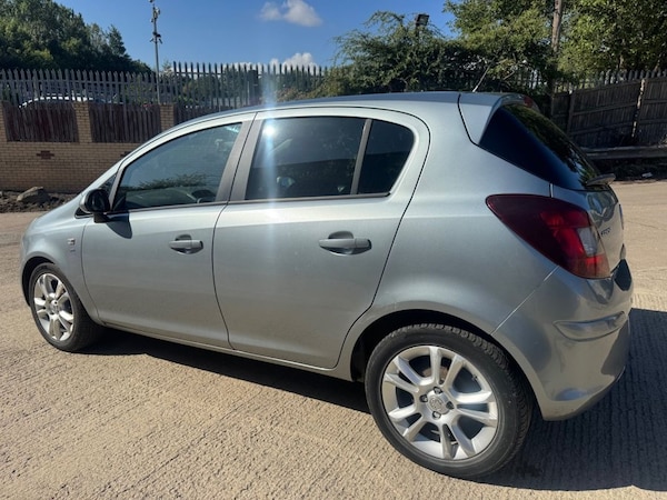 Used Vauxhall Corsa 2011 for sale - 76291339: Photo 6