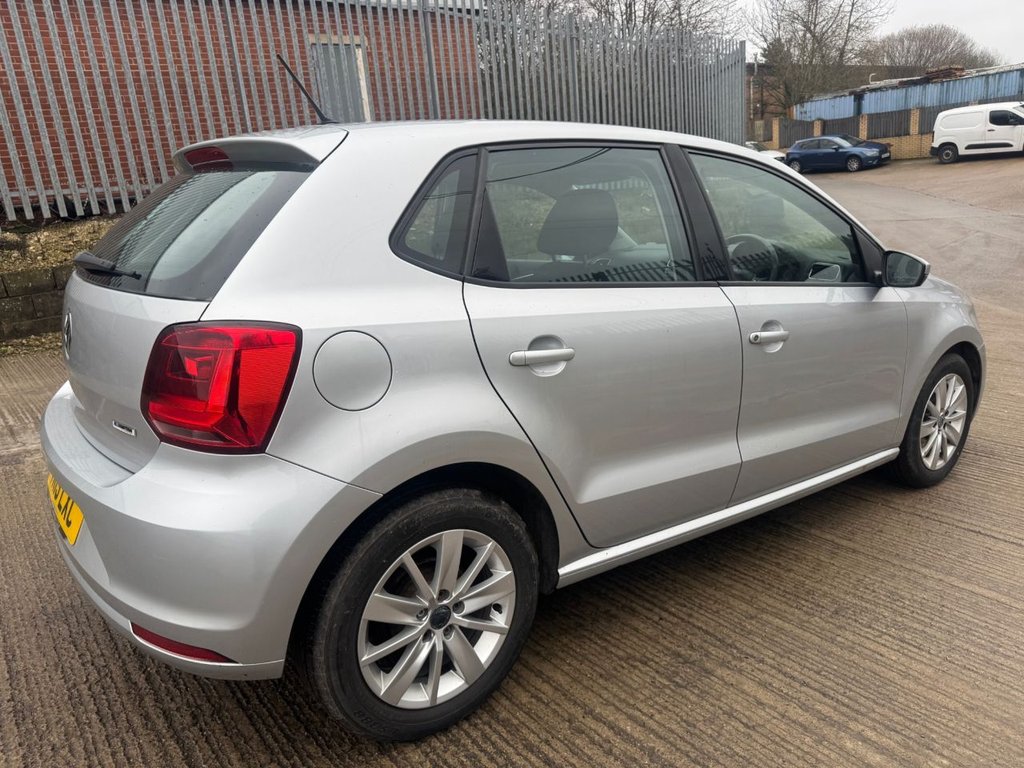 Used Volkswagen Polo 2015 for sale - 77413469: Photo 6