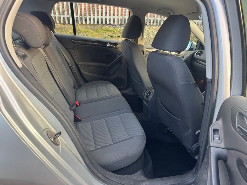 Used Volkswagen Golf 2011 for sale - 76724684: Photo 9