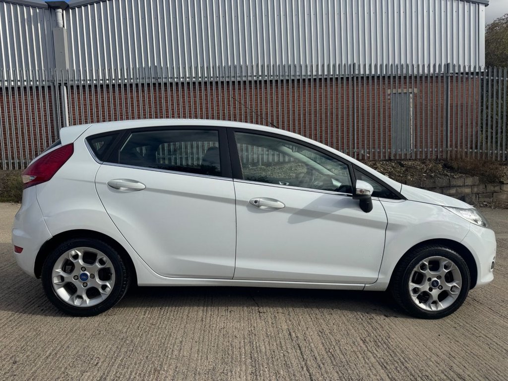 Used Ford Fiesta 2012 for sale - 76356534: Photo 4