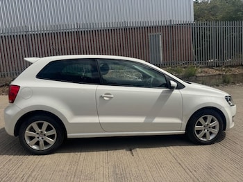Used Volkswagen Polo 2011 for sale - 79427657: Photo