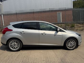 Used Ford Focus 2013 for sale - 79870912: Photo