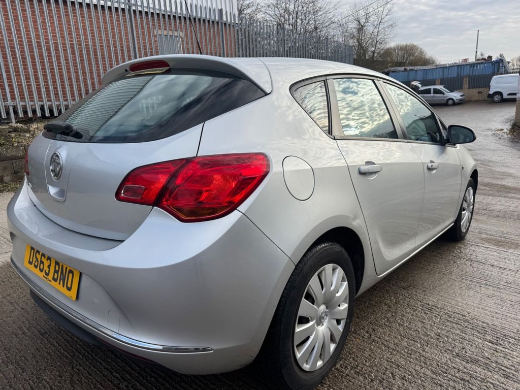 Used Vauxhall Astra 2013 for sale - 76883418: Photo 9
