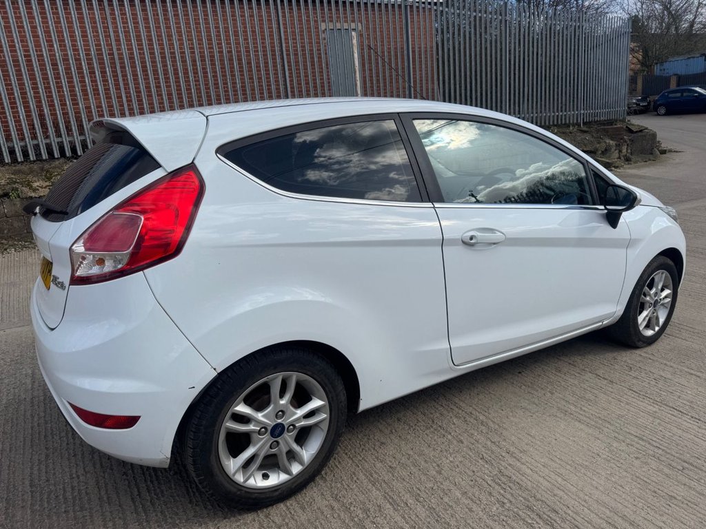 Used Ford Fiesta 2015 for sale - 77835785: Photo 12