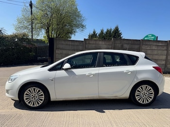 Used Vauxhall Astra 2012 for sale - 78364073: Photo