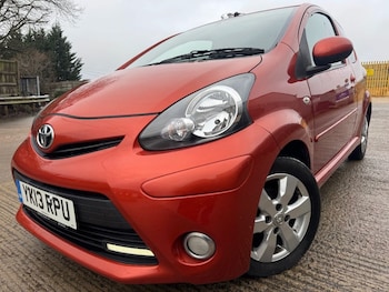 2013 (13) - 1.0 VVT-i Fire Hatchback 3dr Petrol Manual Euro 5 (67 ps)