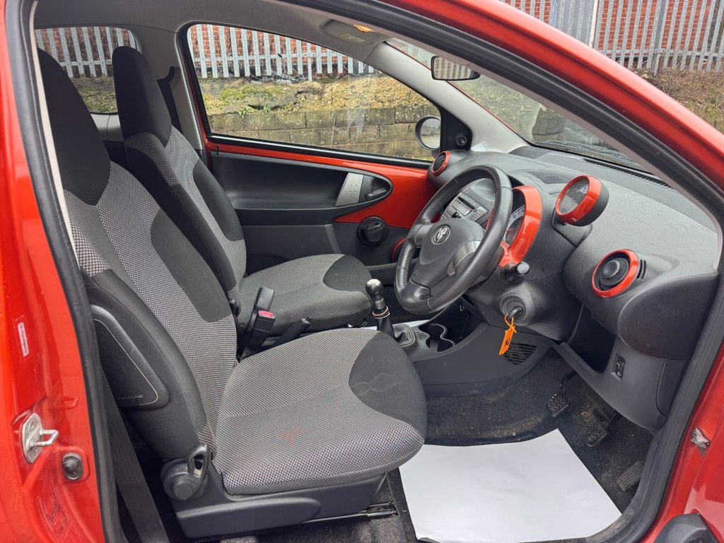 Used Toyota AYGO 2013 for sale - 77534957: Photo 9