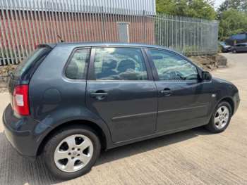 Used Volkswagen Polo 2004 for sale - 74884633: Photo