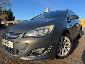 2013 (13) - 1.6i 16V Elite 5dr