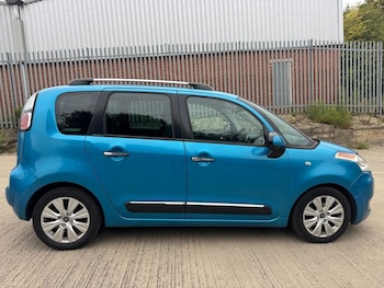 Used Citroen C3 Picasso 2010 for sale - 75671666: Photo