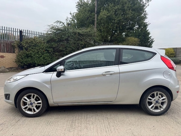 Used Ford Fiesta 2014 for sale - 76313166: Photo 2