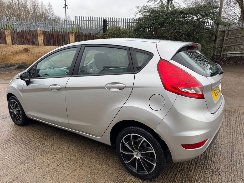 Used Ford Fiesta 2011 for sale - 77200132: Photo 12