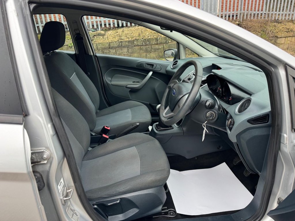 Used Ford Fiesta 2011 for sale - 77200132: Photo 9