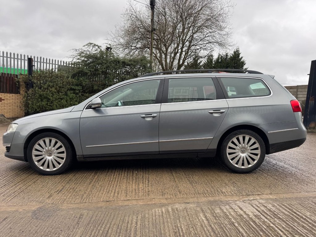 Used Volkswagen Passat 2009 for sale - 77534709: Photo 2