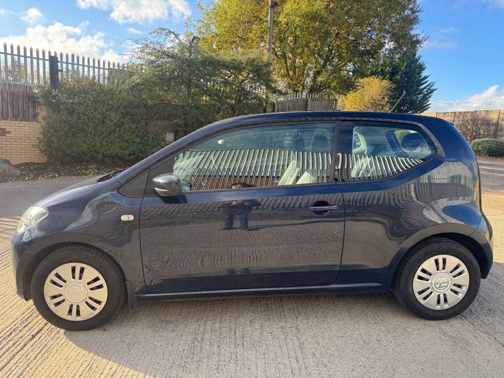 Used Volkswagen up! 2015 for sale - 76520503: Photo 2