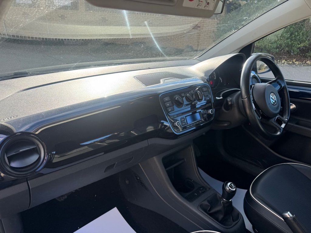 Used Volkswagen up! 2015 for sale - 76520503: Photo 8