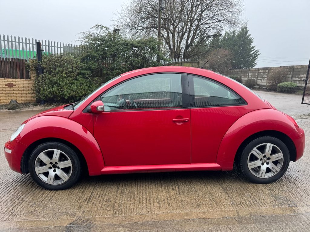 Used Volkswagen Beetle 2009 for sale - 77436886: Photo 2
