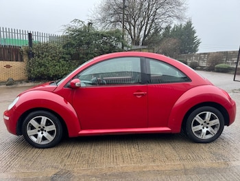 Used Volkswagen Beetle 2009 for sale - 77436886: Photo