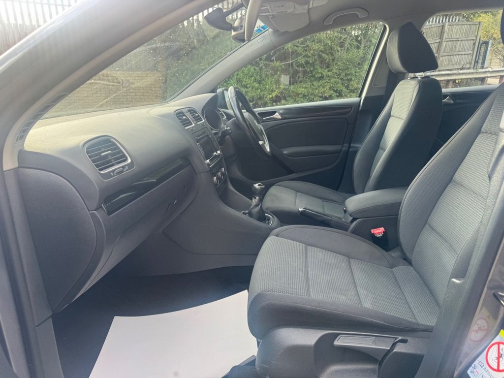 Used Volkswagen Golf 2012 for sale - 76396375: Photo 5