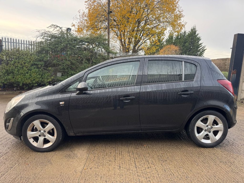 Used Vauxhall Corsa 2012 for sale - 76841371: Photo 2