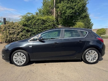 Used Vauxhall Astra 2014 for sale - 79313860: Photo