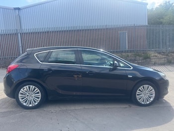 Used Vauxhall Astra 2014 for sale - 79313860: Photo