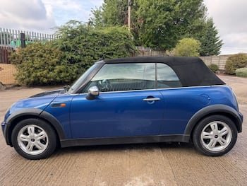Used MINI Convertible 2007 for sale - 79667080: Photo