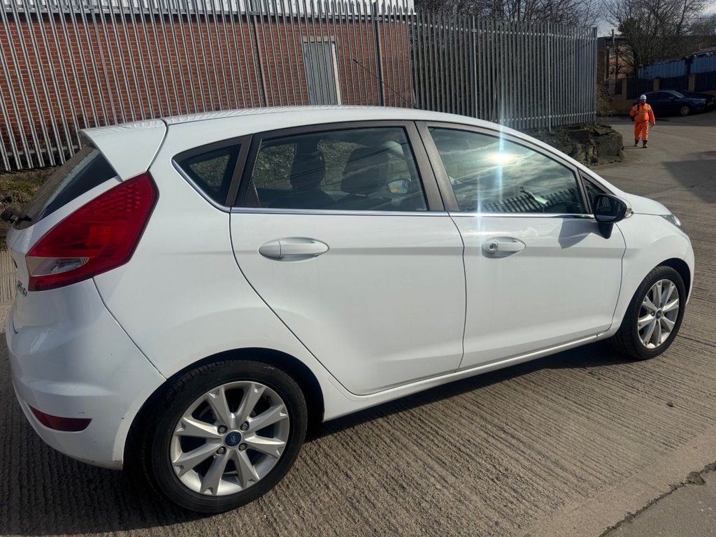 Used Ford Fiesta 2011 for sale - 77667533: Photo 13