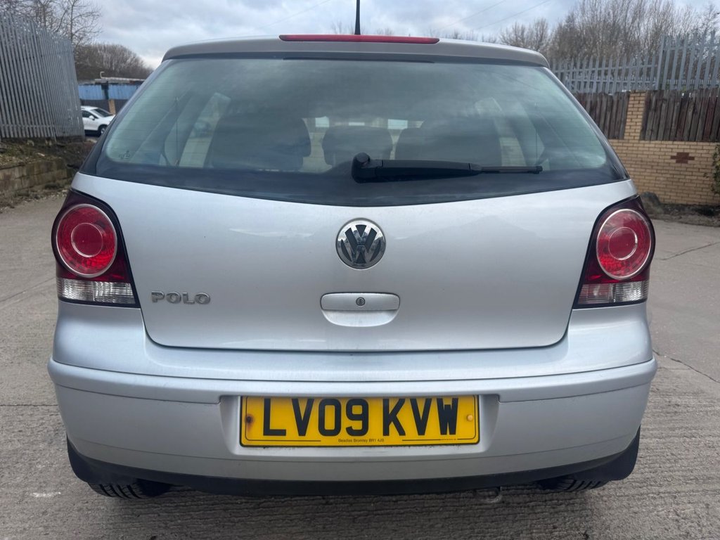 Used Volkswagen Polo 2009 for sale - 77263411: Photo 5