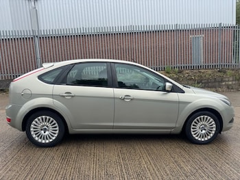 Used Ford Focus 2010 for sale - 78887754: Photo