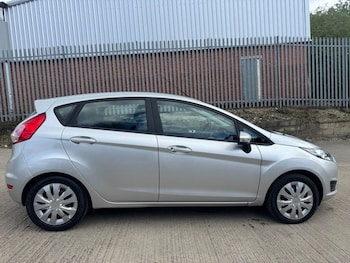 Used Ford Fiesta 2013 for sale - 78272149: Photo