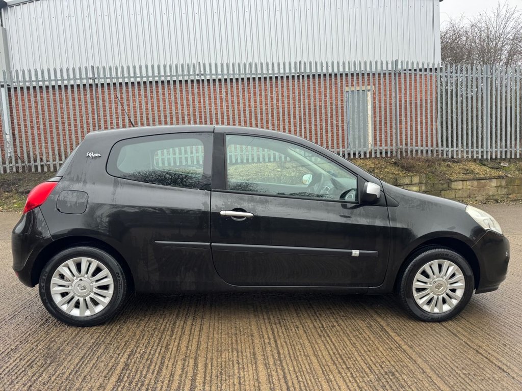 Used Renault Clio 2010 for sale - 77437334: Photo 4
