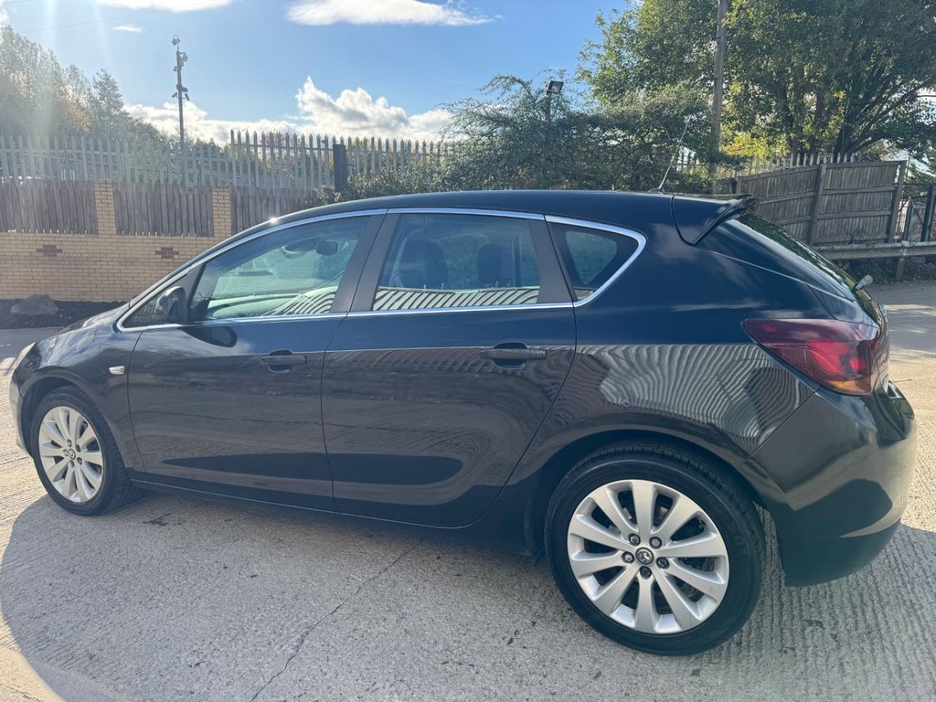 Used Vauxhall Astra 2010 for sale - 76595988: Photo 12