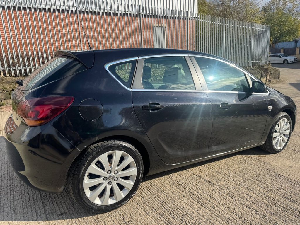 Used Vauxhall Astra 2010 for sale - 76595988: Photo 13