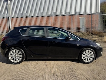 Used Vauxhall Astra 2010 for sale - 76595988: Photo