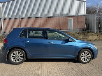 Used Volkswagen Golf 2013 for sale - 77666951: Photo