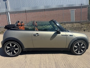 Used MINI Convertible 2007 for sale - 78364025: Photo