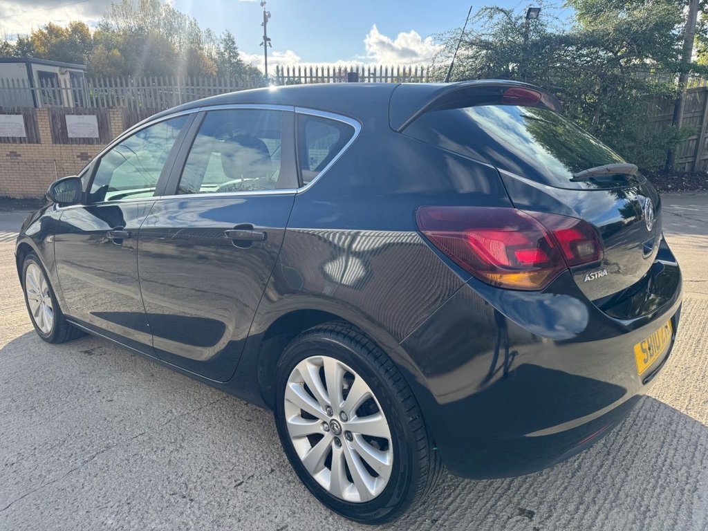 Used Vauxhall Astra 2010 for sale - 76356879: Photo 6