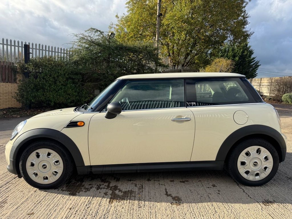 Used MINI Hatch 2013 for sale - 76570097: Photo 2