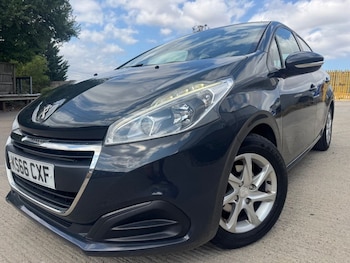 Used Peugeot 208 2016 for sale - 79358771: Photo
