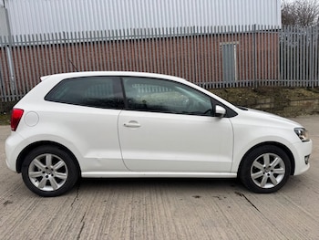 Used Volkswagen Polo 2012 for sale - 77422168: Photo