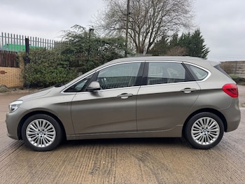 Used BMW 2 Series 2015 for sale - 77408462: Photo